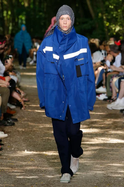 Look 41